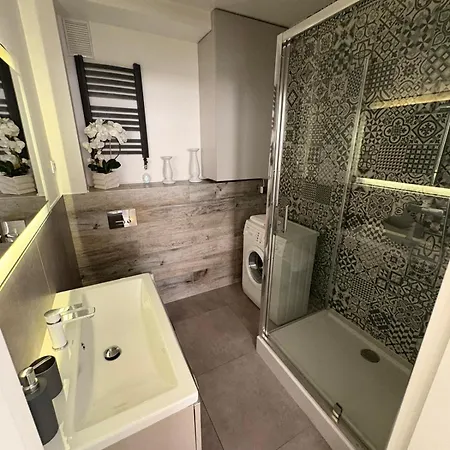 Apartman Yellow