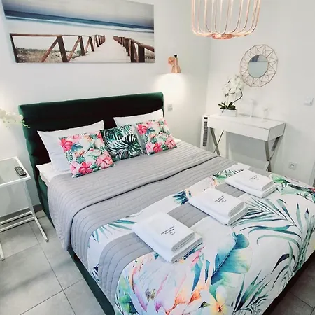Apartman Yellow *