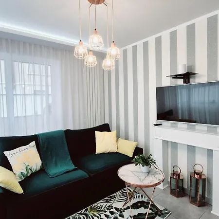 Yellow Apartman Mielno