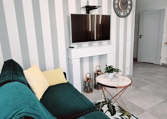 Yellow Апартаменты *