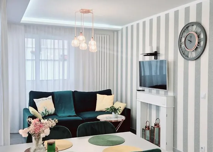 Апартаменты Yellow Мельно